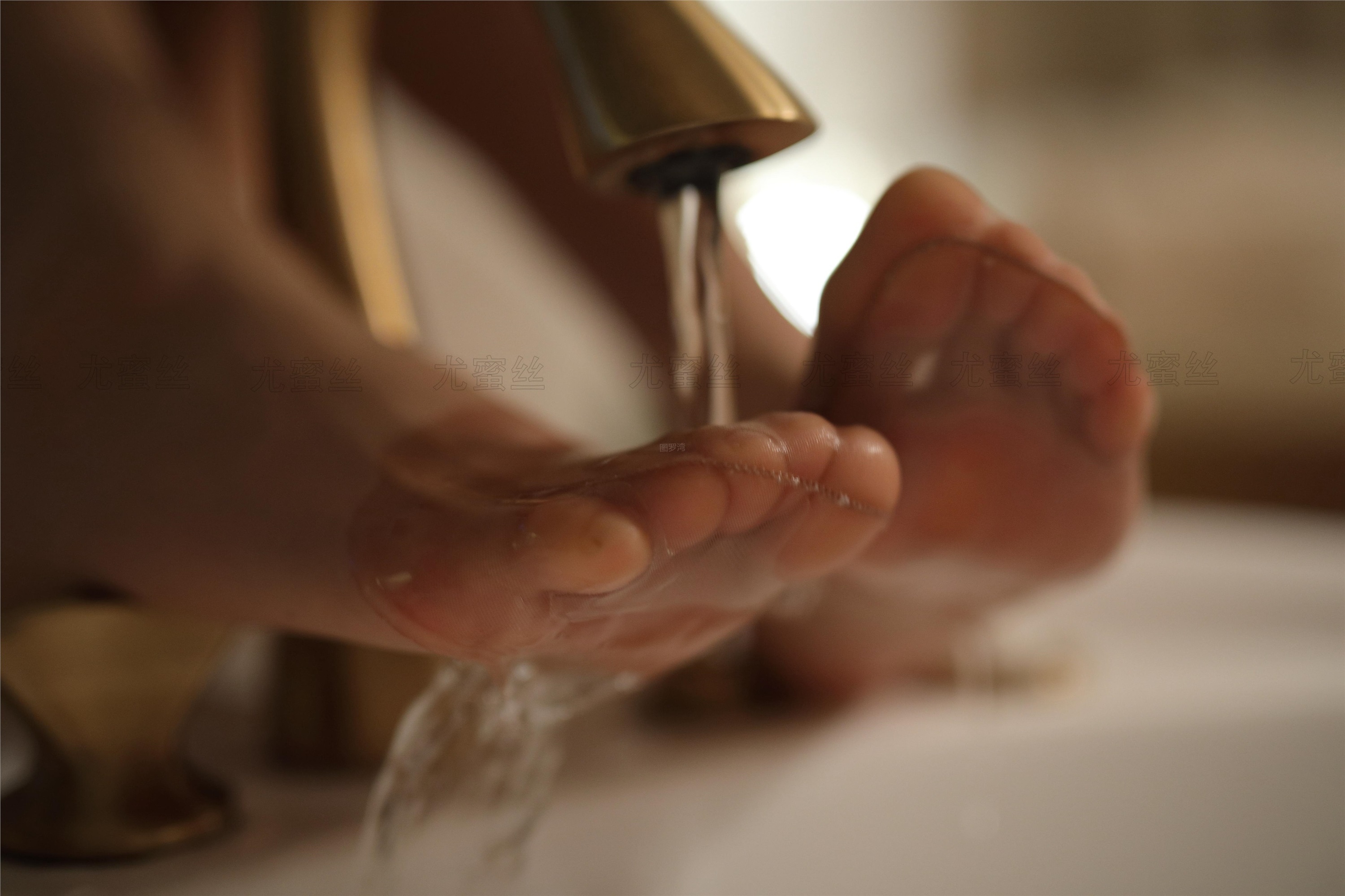 尤蜜丝 穿搭写真 NO.028